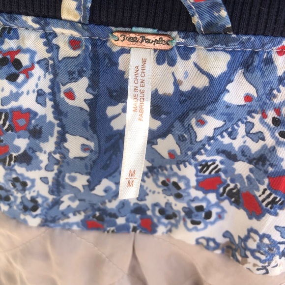 Free People Printed Jacket Zip Up NWOT Medium - Picture 6 of 6